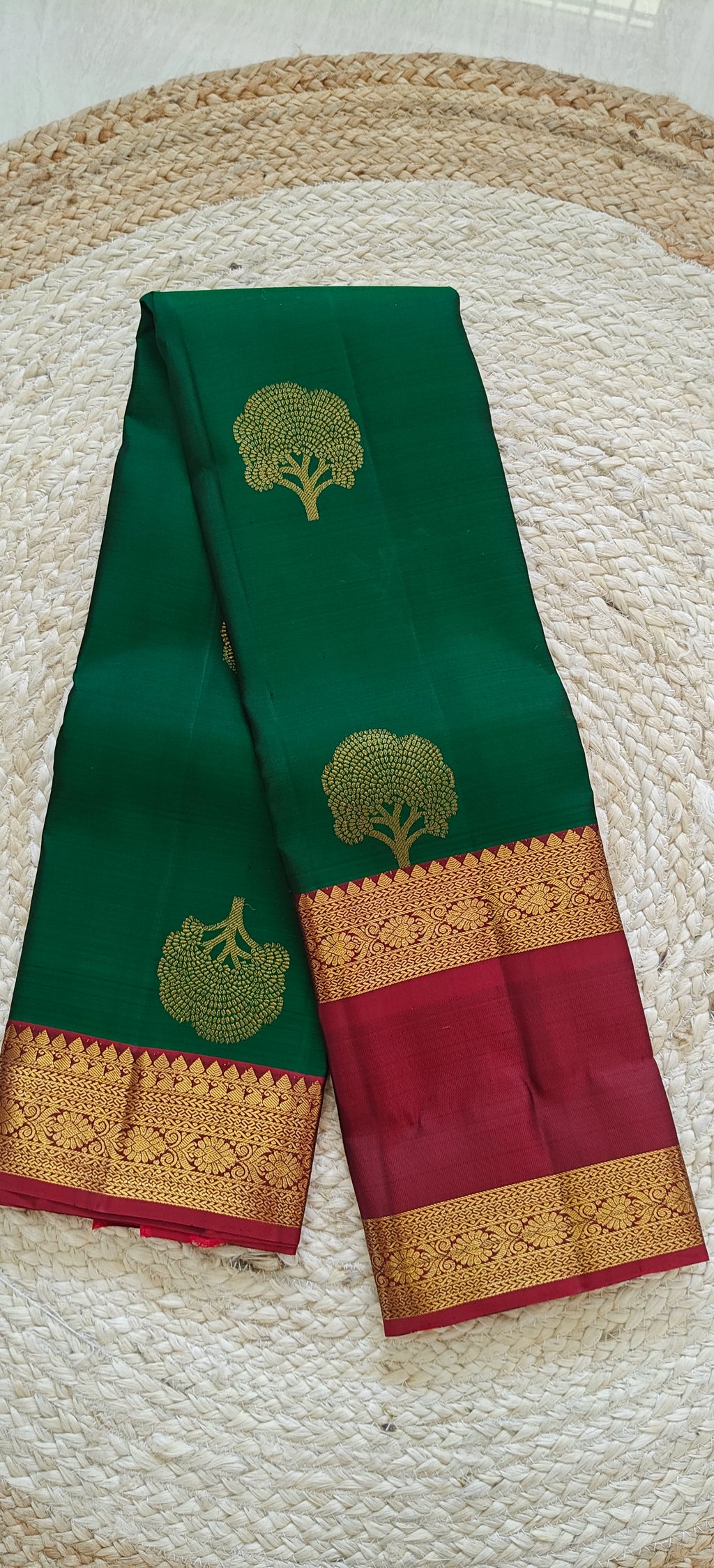 Pure Kanchipuram Handloom Silk Saree – Green & Maroon