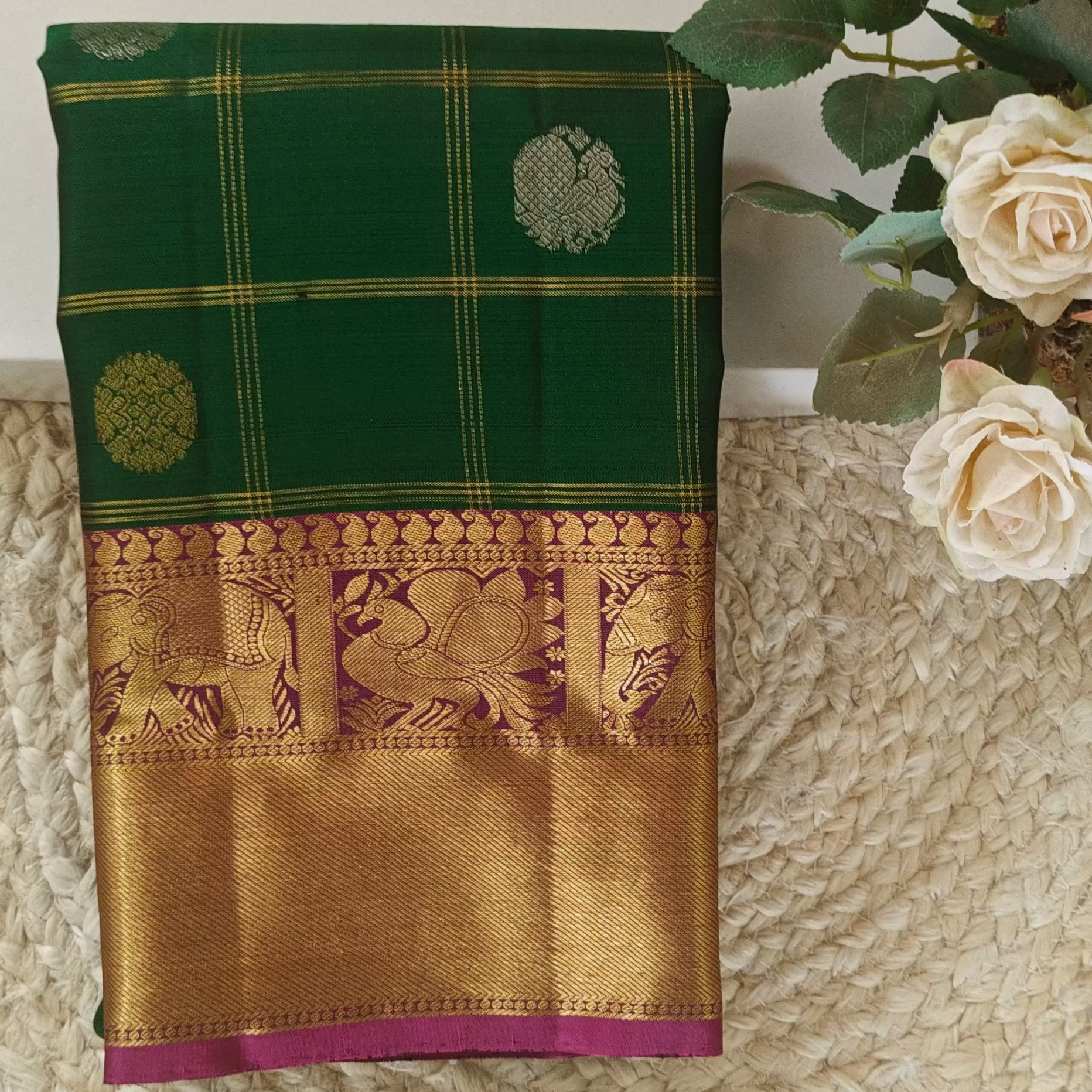 Pure Kanchipuram Handloom Silk Saree – Green & Magenta Contrast with Checks Pattern