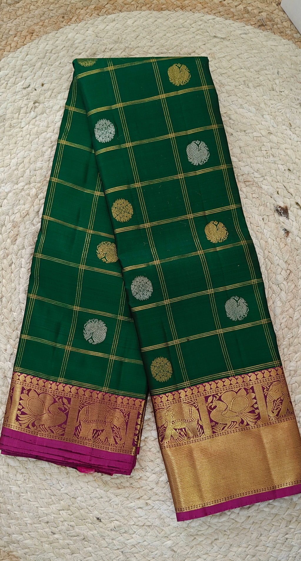 Pure Kanchipuram Handloom Silk Saree – Green & Magenta Contrast with Checks Pattern