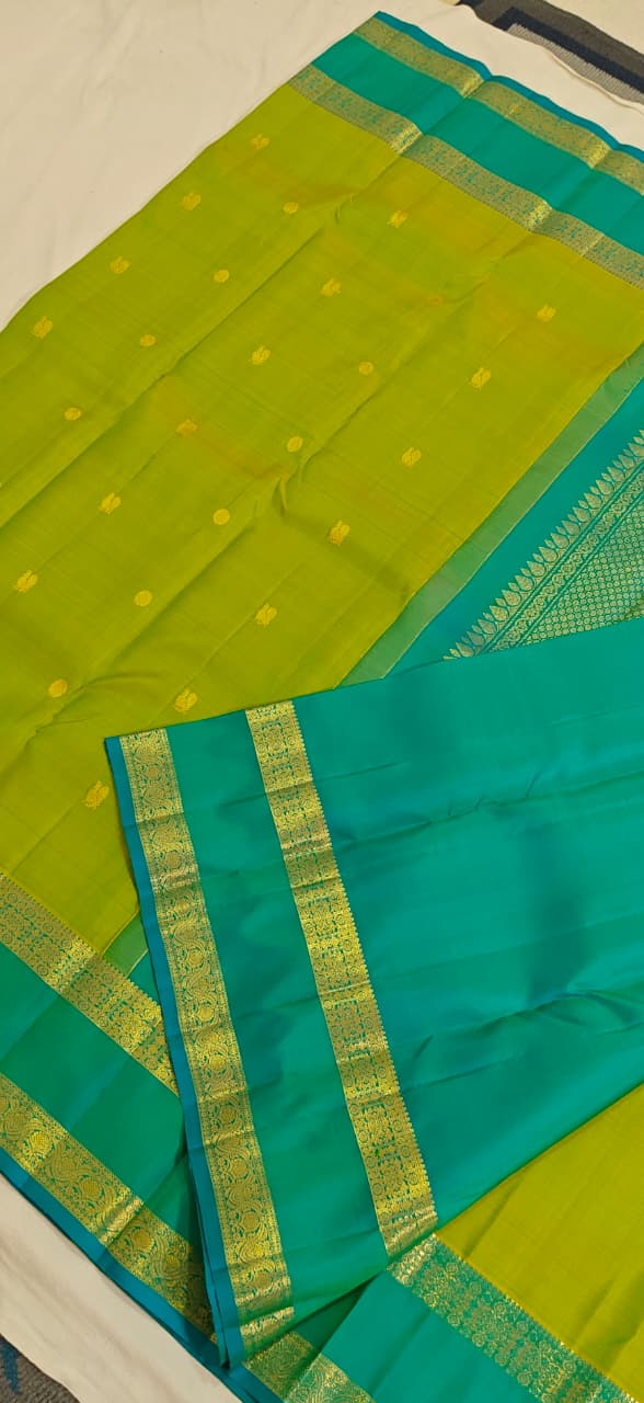 Pure Kanchipuram Handloom Silk Saree – Parrot Green & Light Blue Contrast