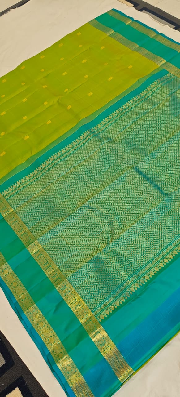 Pure Kanchipuram Handloom Silk Saree – Parrot Green & Light Blue Contrast
