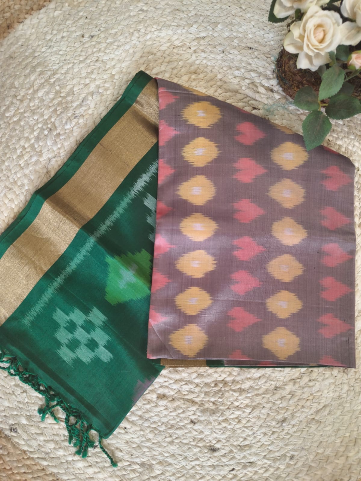 Pochampally Pure Silk Saree – Grey & Green