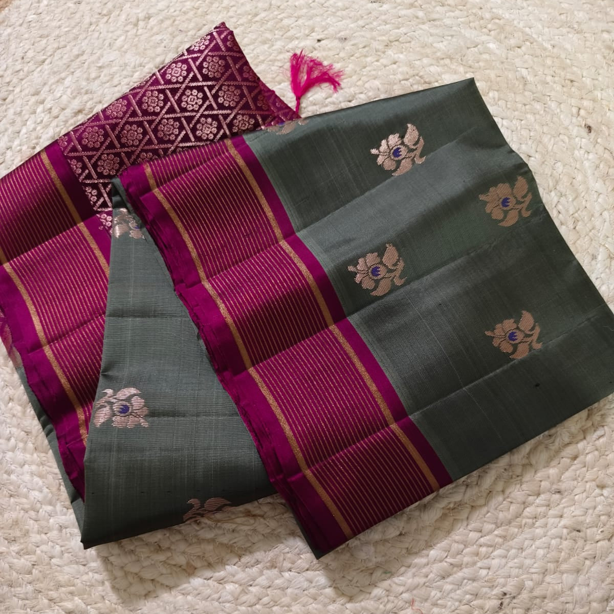 Soft Silk Saree – Olive Green & Magenta
