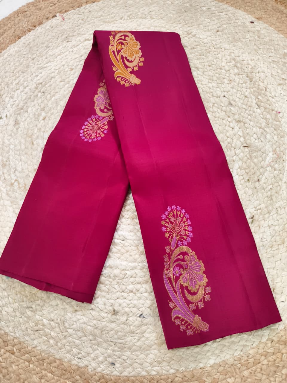 Pure Kanchipuram Handloom Borderless Silk Saree -Maroon with Turquoise Contrast