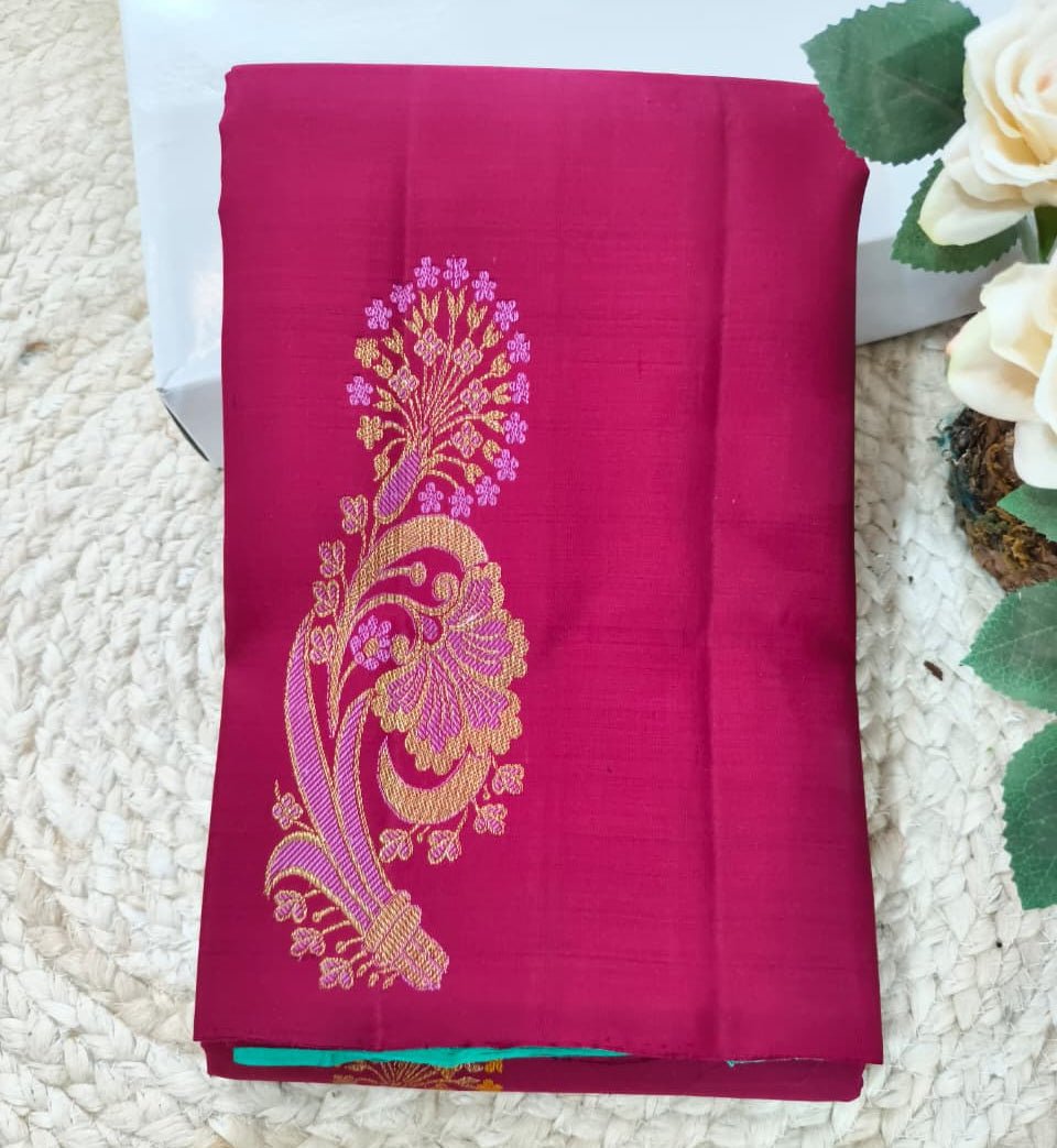 Pure Kanchipuram Handloom Borderless Silk Saree -Maroon with Turquoise Contrast
