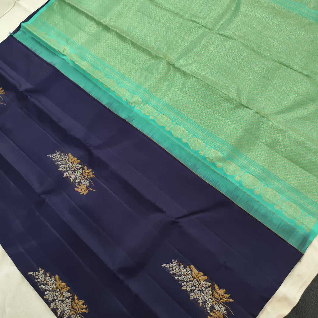 Pure Kanchipuram Handloom Borderless Silk Saree - Dark Navy Blue with Turquoise Contrast