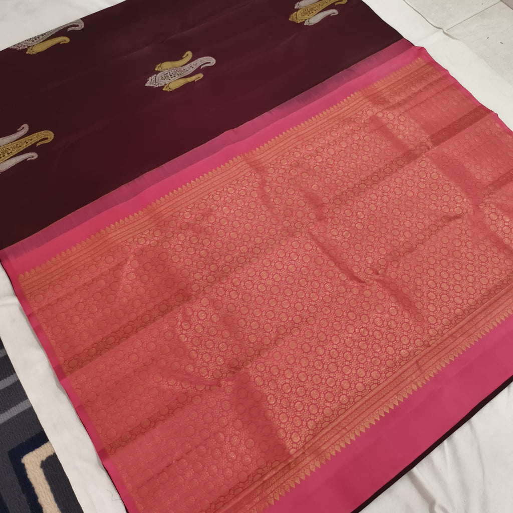 Pure Kanchipuram Handloom Borderless Silk Saree -Deep Chocolate with Light Pink Contrast