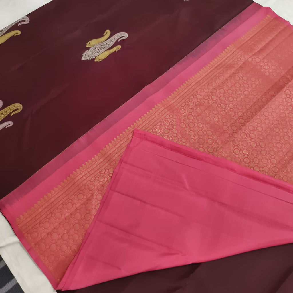 Pure Kanchipuram Handloom Borderless Silk Saree -Deep Chocolate with Light Pink Contrast