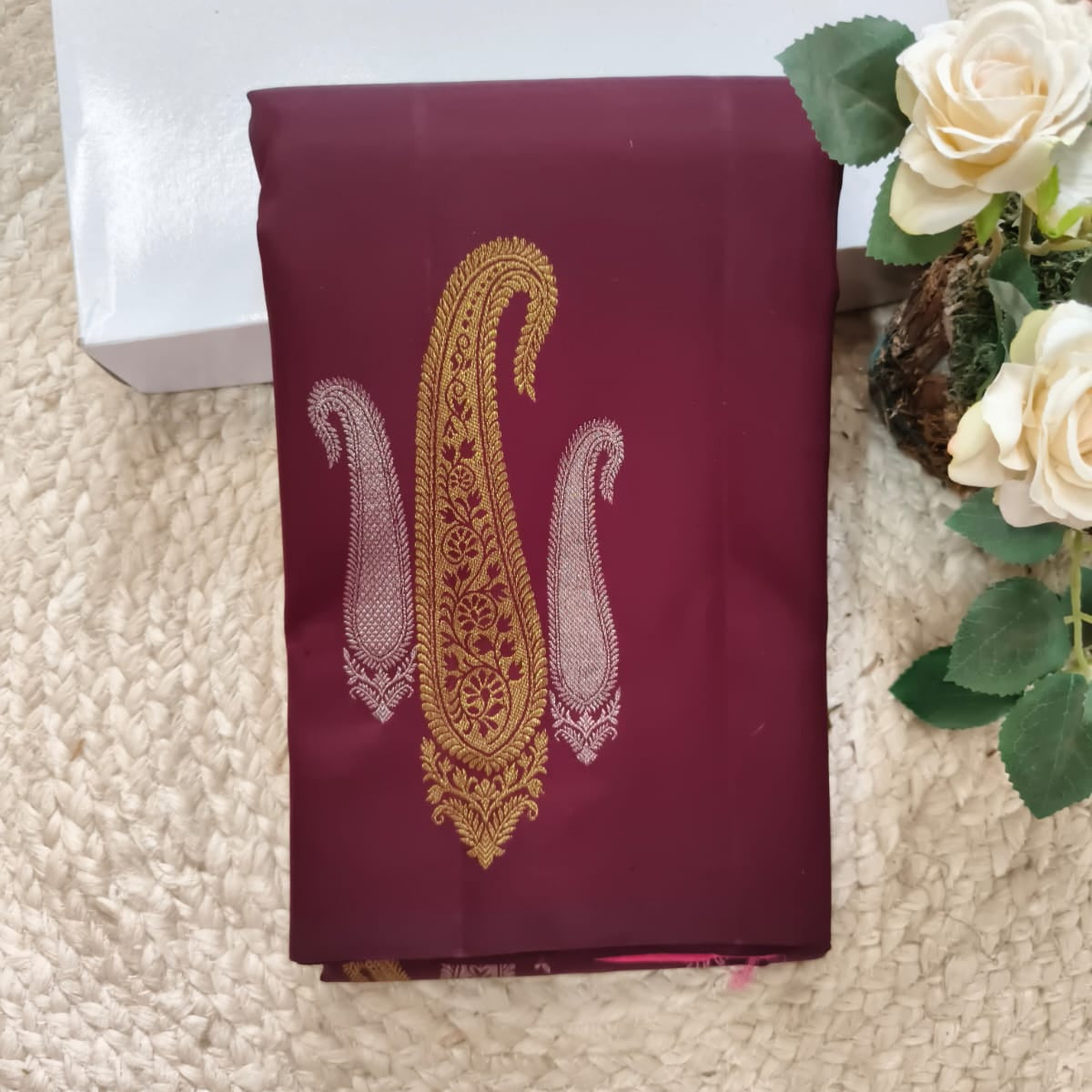 Pure Kanchipuram Handloom Borderless Silk Saree -Deep Chocolate with Light Pink Contrast