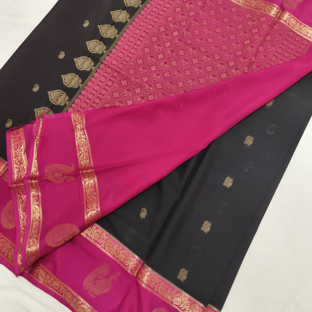Semi Mysore Crepe Silk Saree- Black and Pink Contrast