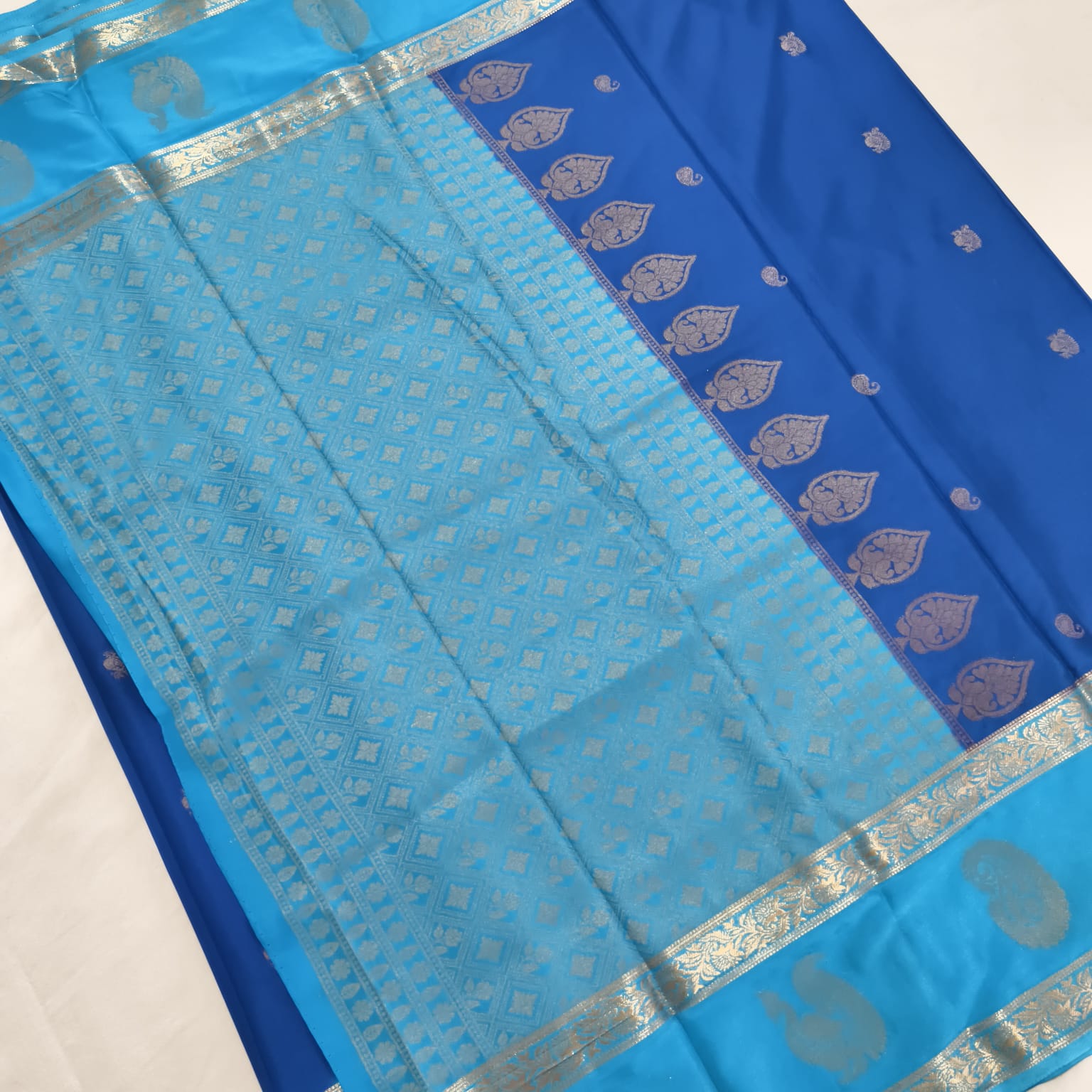 Semi Mysore Crepe Silk Saree- Dark Blue and Light Blue Contrast