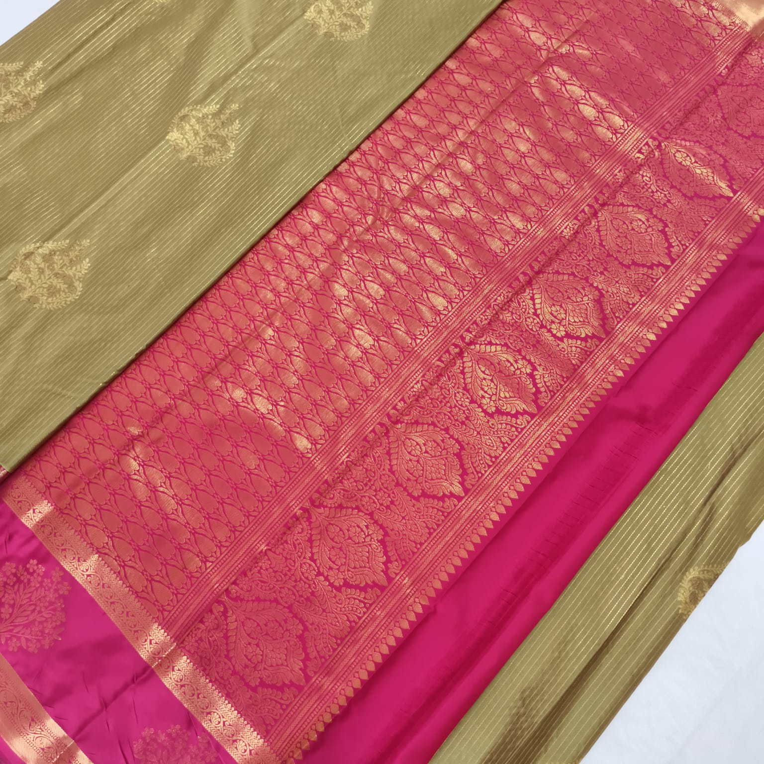 Semi Kanchipuram Silk Saree- Olive Green and Rani Pink Contrast