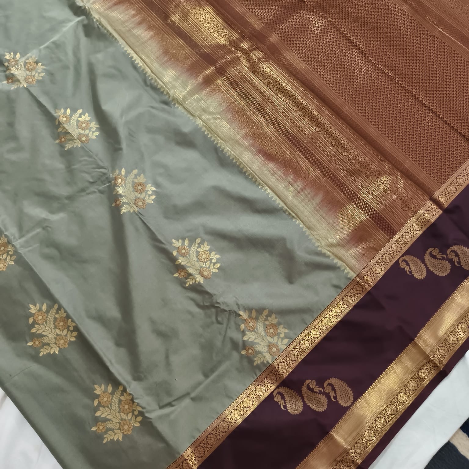 Semi Kanchipuram Silk Saree- Sage Green and Maroon Contrast