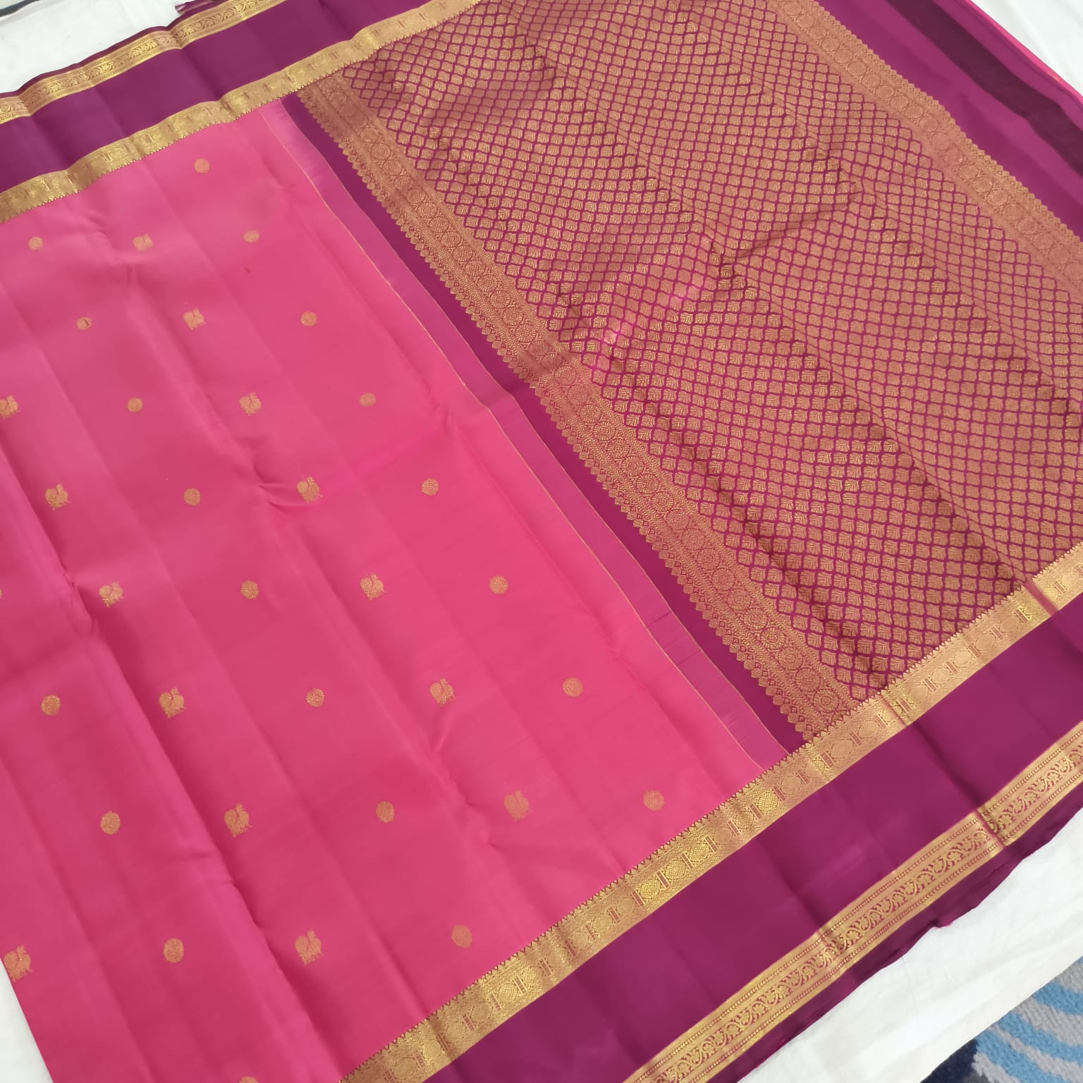 Pure Kanchipuram Handloom Silk Saree – Pink and Magenta Contrast