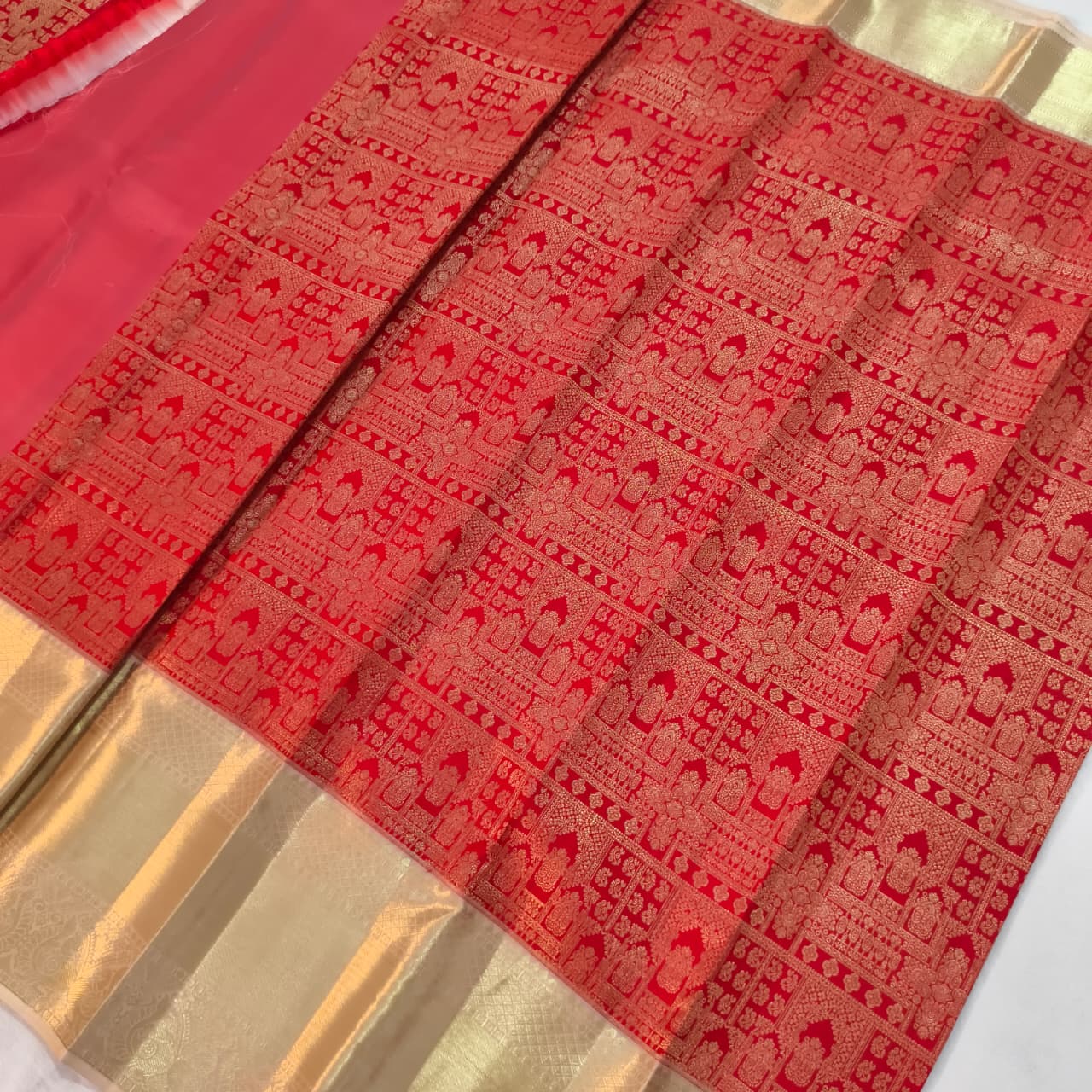 Red and Off White Kanchipuram Brocade Silk Saree