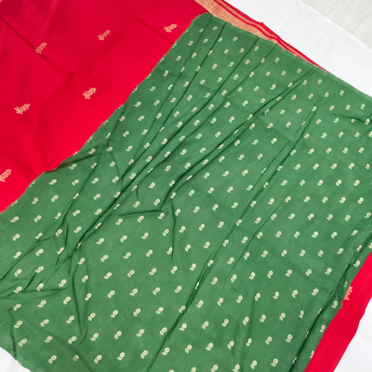 Red Viscose Saree with Green Contrast blouse