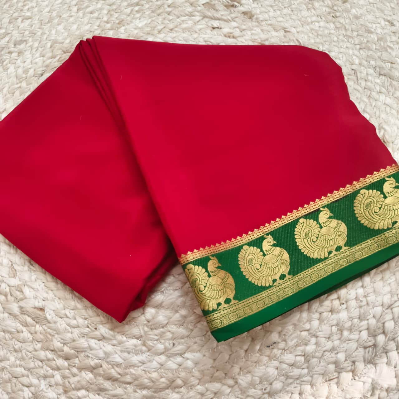 Pure Mysore Crepe Silk Saree – Red and Green