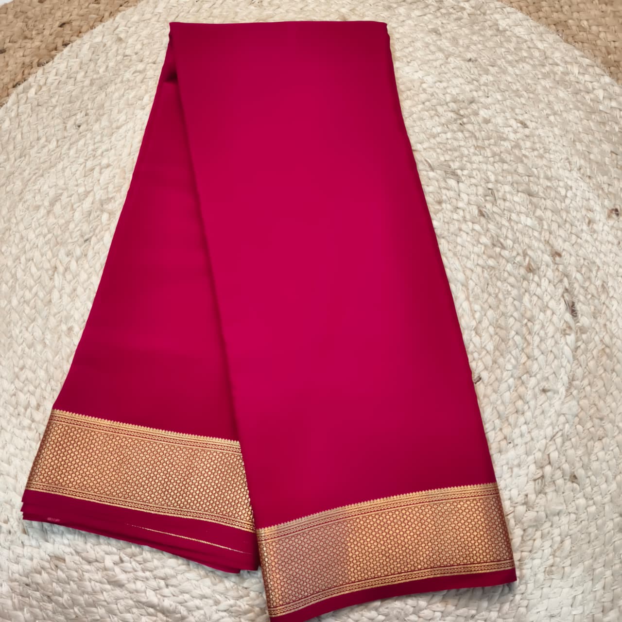 Pure Mysore Crepe Silk Saree – Magenta Pink (Self)