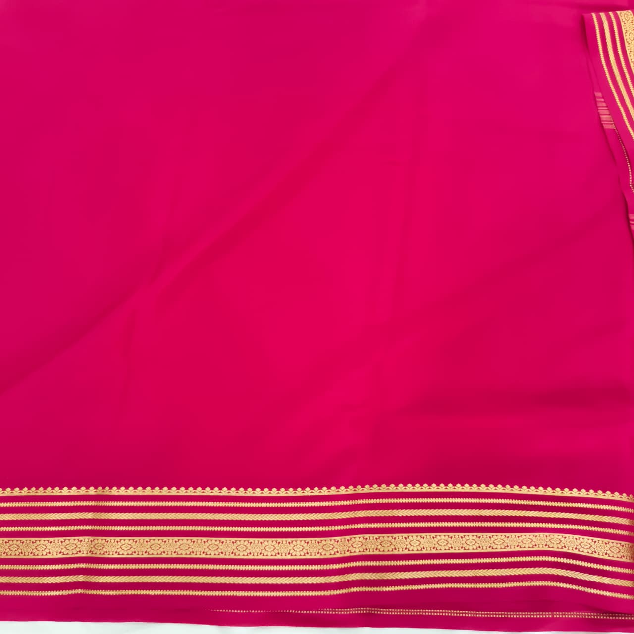 Pure Mysore Crepe Silk Saree – Magenta Pink (Self)