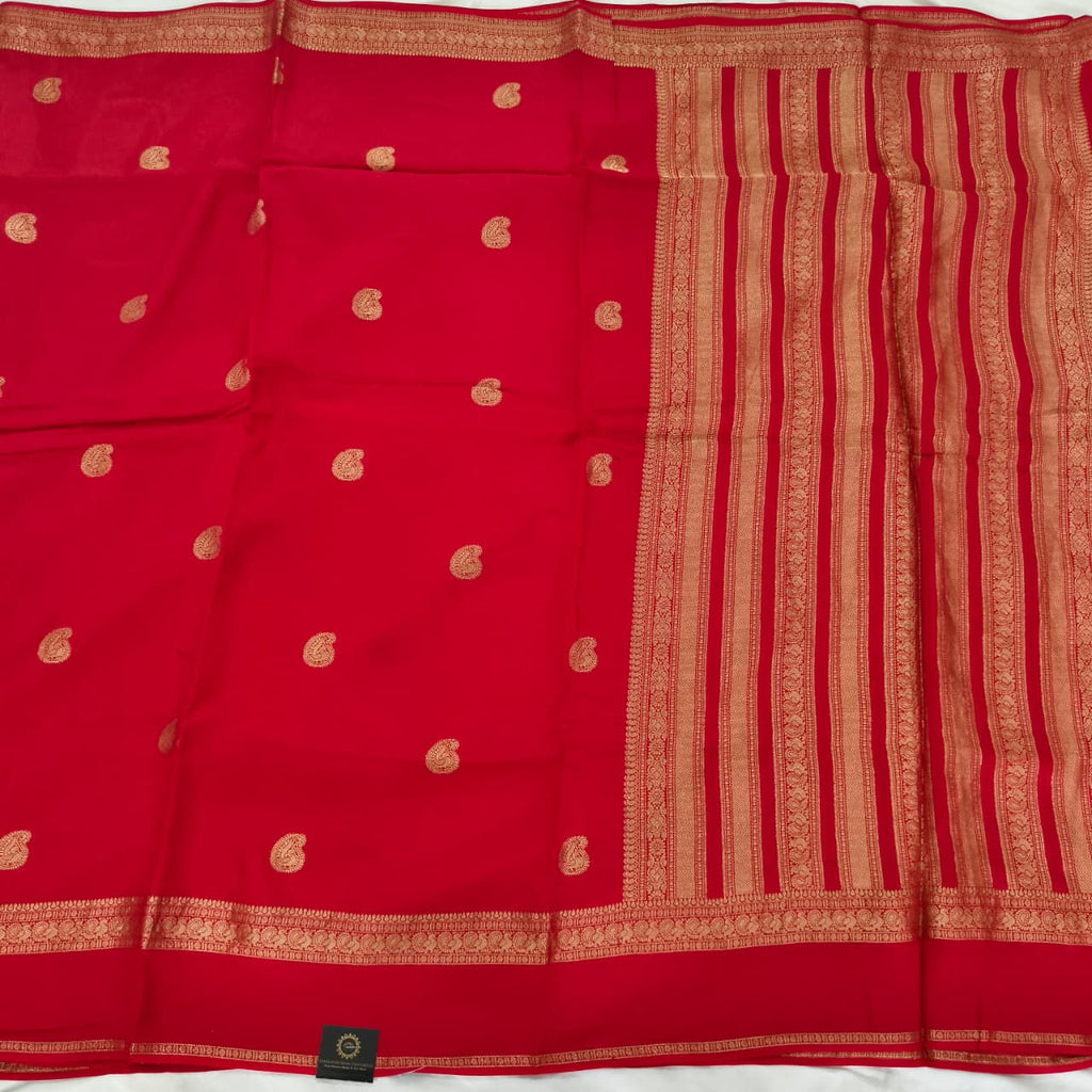 Red Viscose Saree with Green Contrast blouse