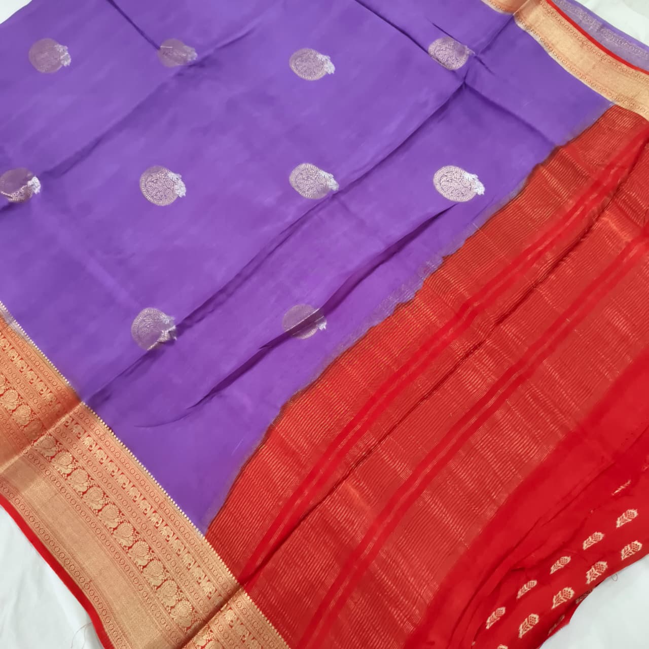Light Purple Viscose Saree with Red Contrast Border