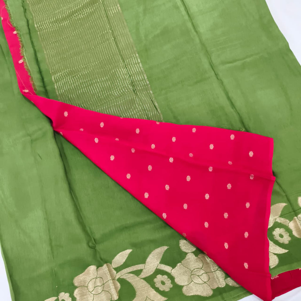 Green Fancy Crepe Saree with Pink Contrast blouse