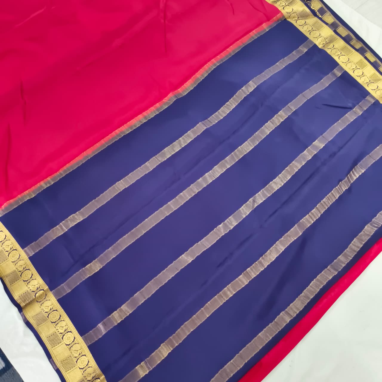 Pure Mysore Crepe Silk Saree – Red with Blue Contrast
