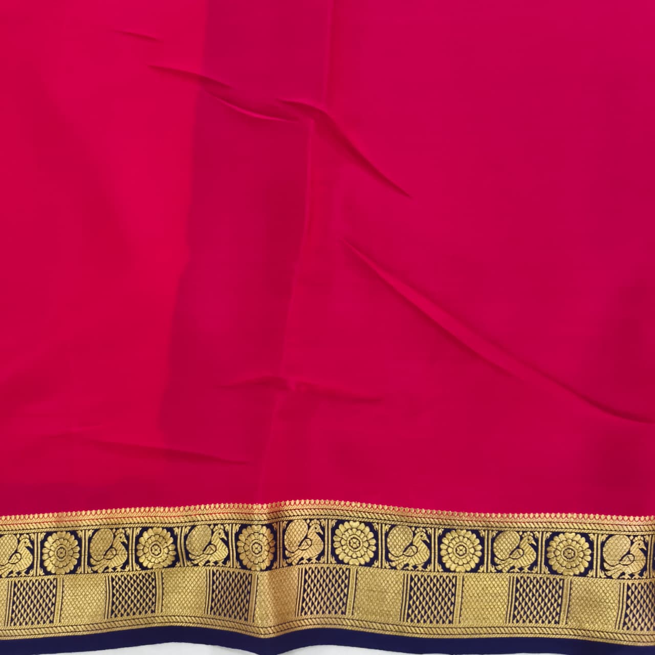 Pure Mysore Crepe Silk Saree – Red with Blue Contrast