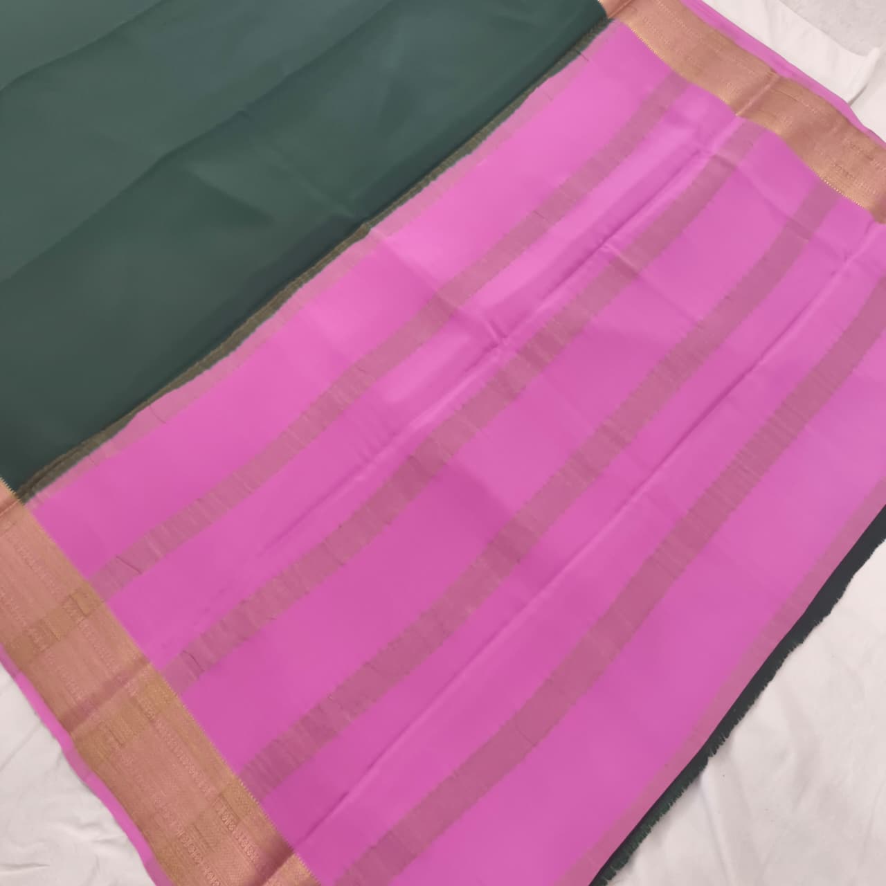 Pure Mysore Crepe Silk Saree – Bottle Green with Pink Contrast