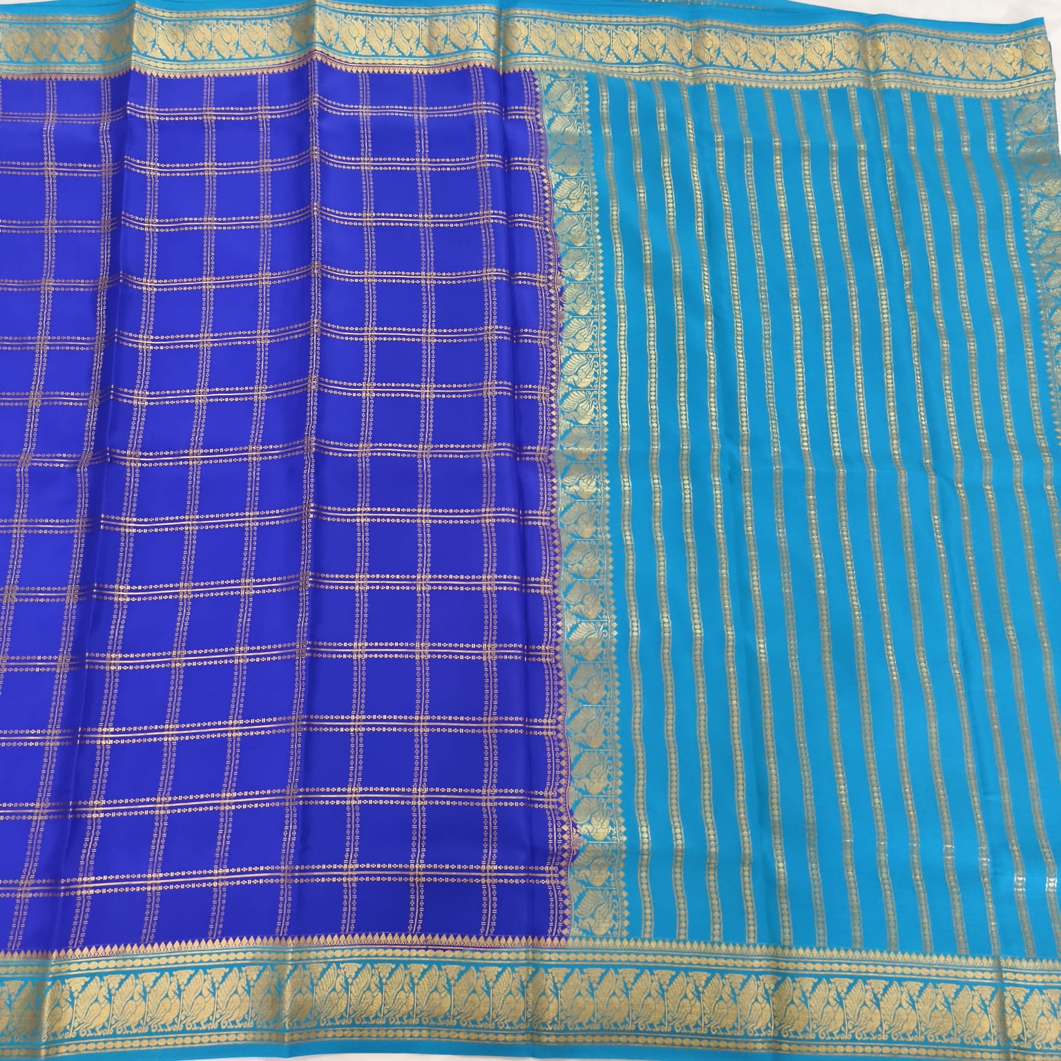 Pure Mysore Crepe Silk Saree – Royal Blue with Sky Blue Contrast
