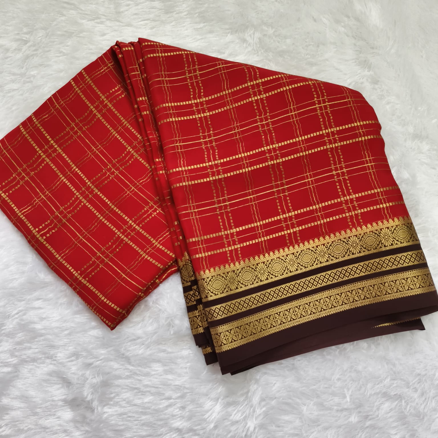 Pure Mysore Crepe Silk Saree – Red with Deep Chocolate Brown Contrast