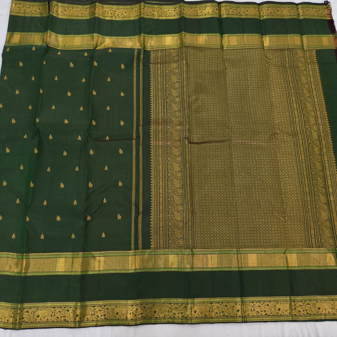 Pure Kanchipuram Handloom Silk Saree- Bottle Green With Big Bentex