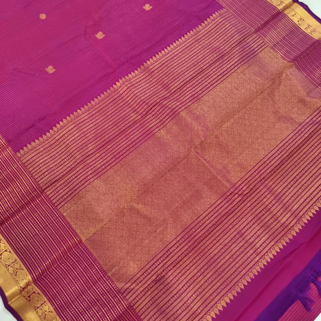 Pure Kanchipuram Handloom Silk Saree- Magenta Pink