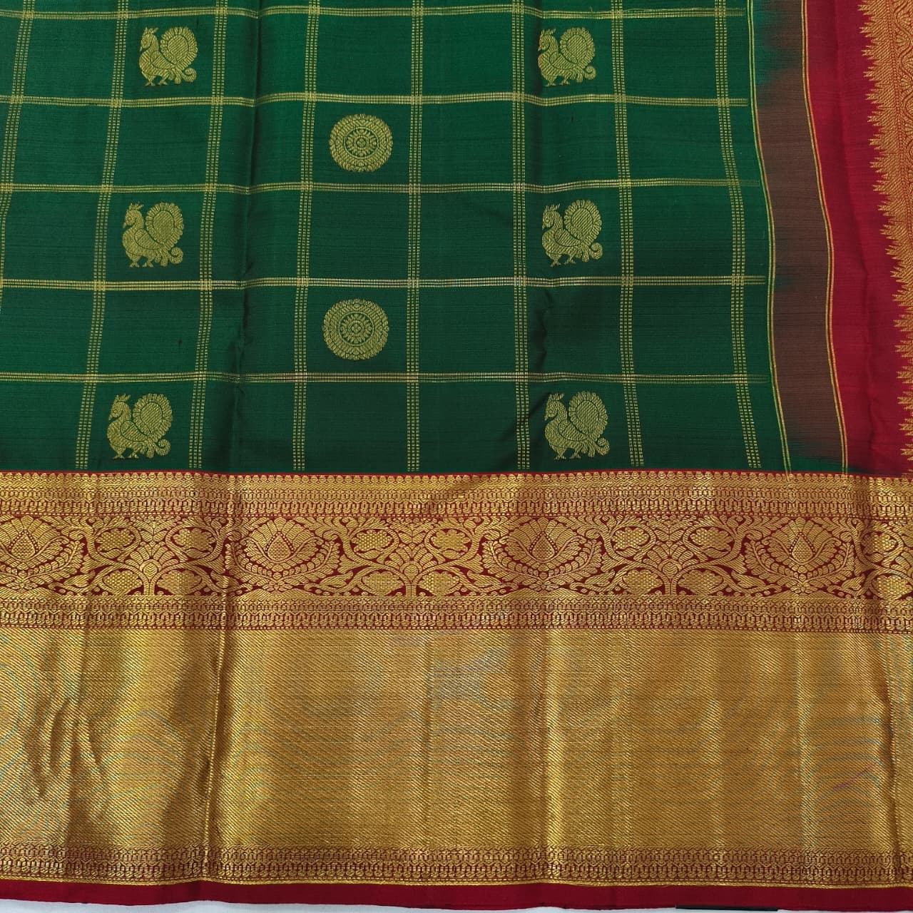 Pure Kanchipuram Handloom Silk Saree- Bottle Green Checks Saree with Maroon Contrast