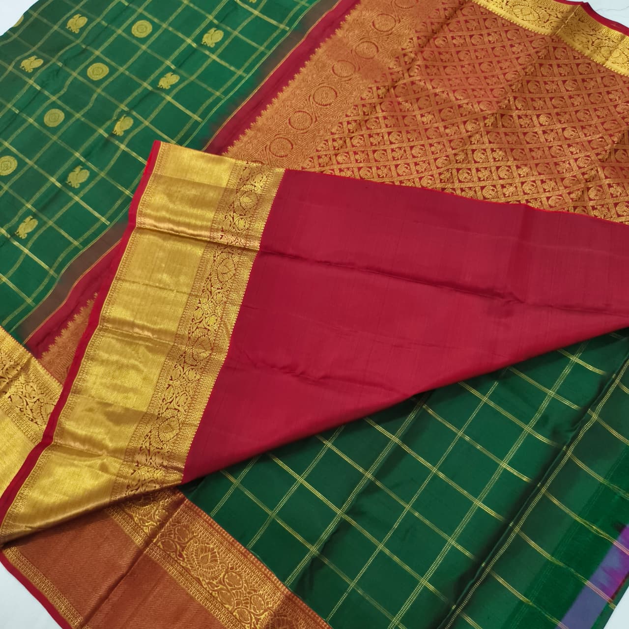 Pure Kanchipuram Handloom Silk Saree- Bottle Green Checks Saree with Maroon Contrast