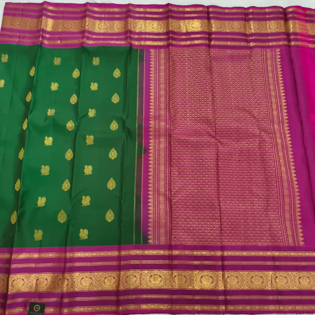Pure Kanchipuram Handloom Silk Saree- Bottle Green With Magenta