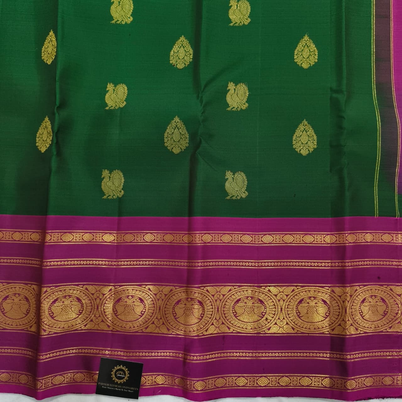 Pure Kanchipuram Handloom Silk Saree- Bottle Green With Magenta