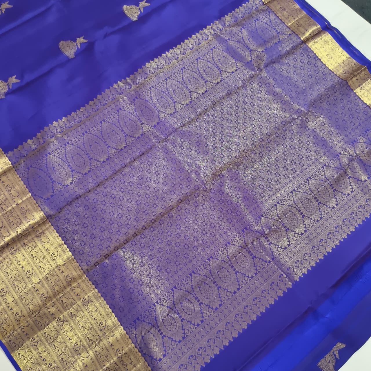Pure Kanchipuram Handloom Silk Saree- Navy Blue Color