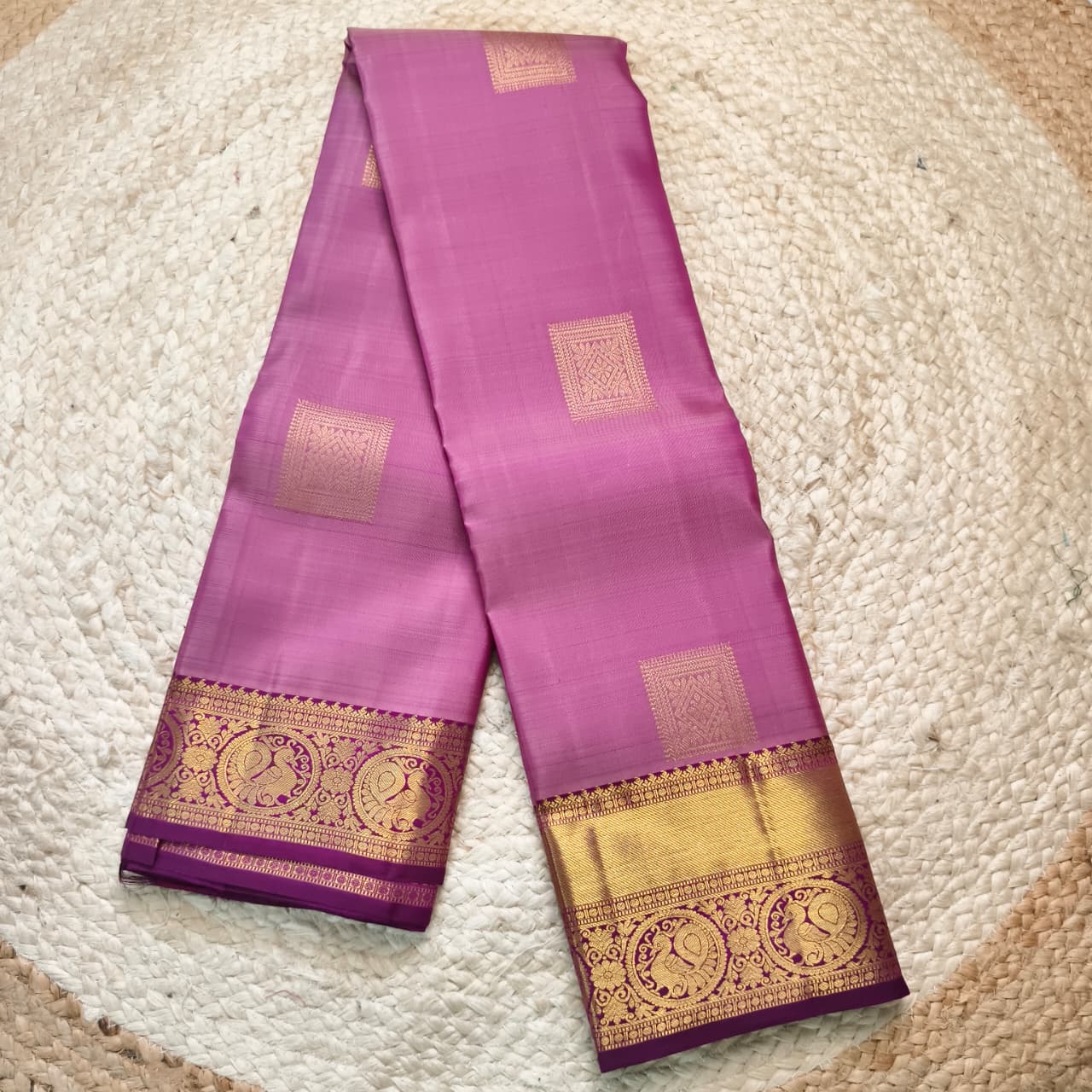 Pure Kanchipuram Silk Saree – Onion Pink and Wine Contrast