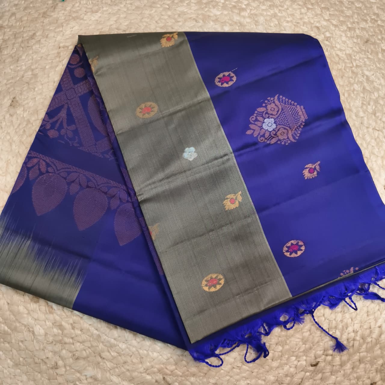 Soft Silk Saree – Grey and Blue Contrast