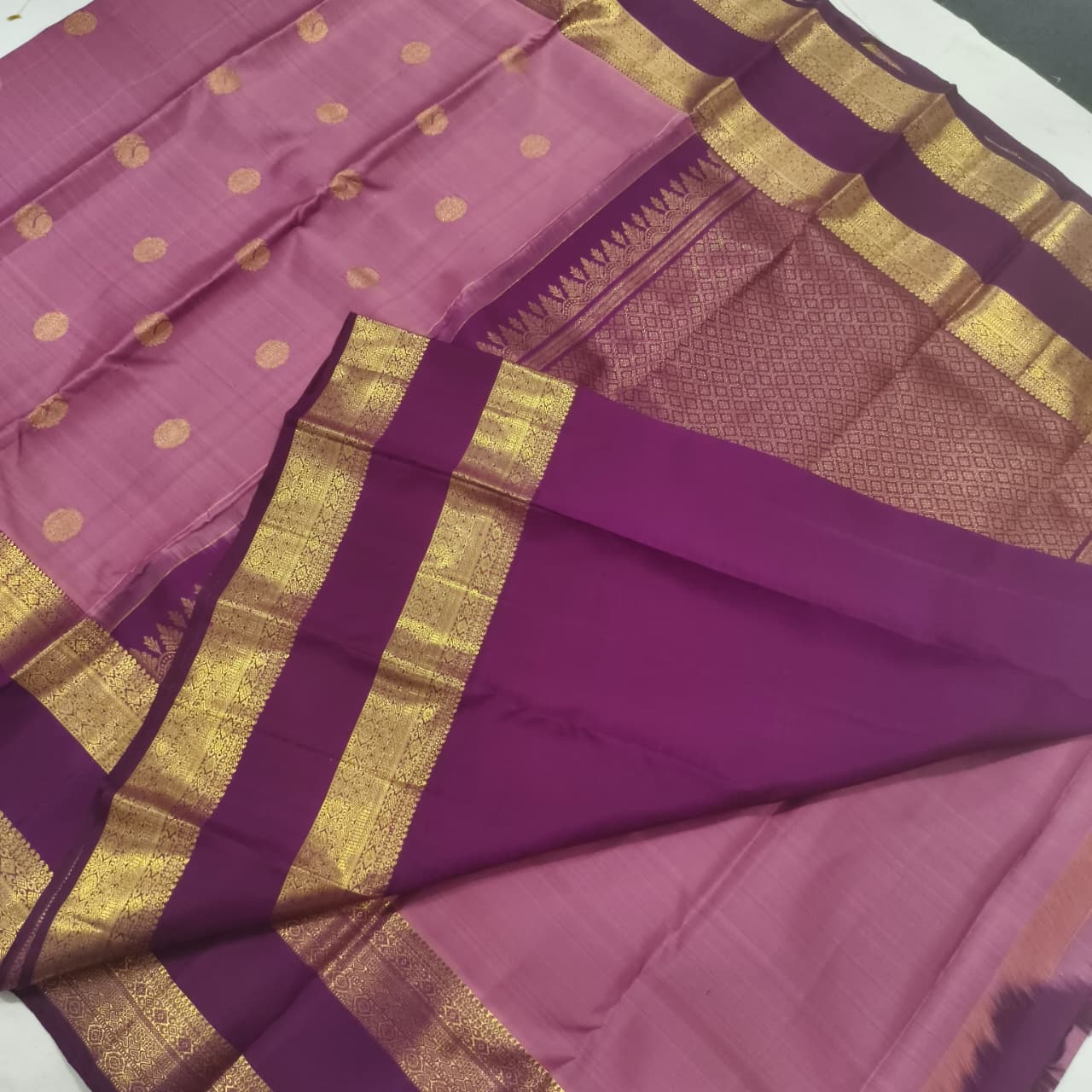 Pure Kanchipuram Silk Saree – Onion Pink and Deep Wine