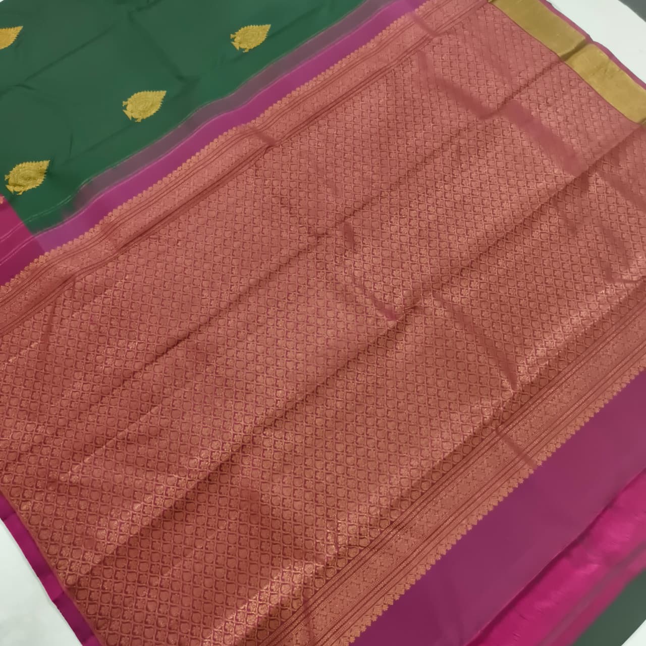 Pure Kanchipuram Silk Saree –Bottle Green and Magenta