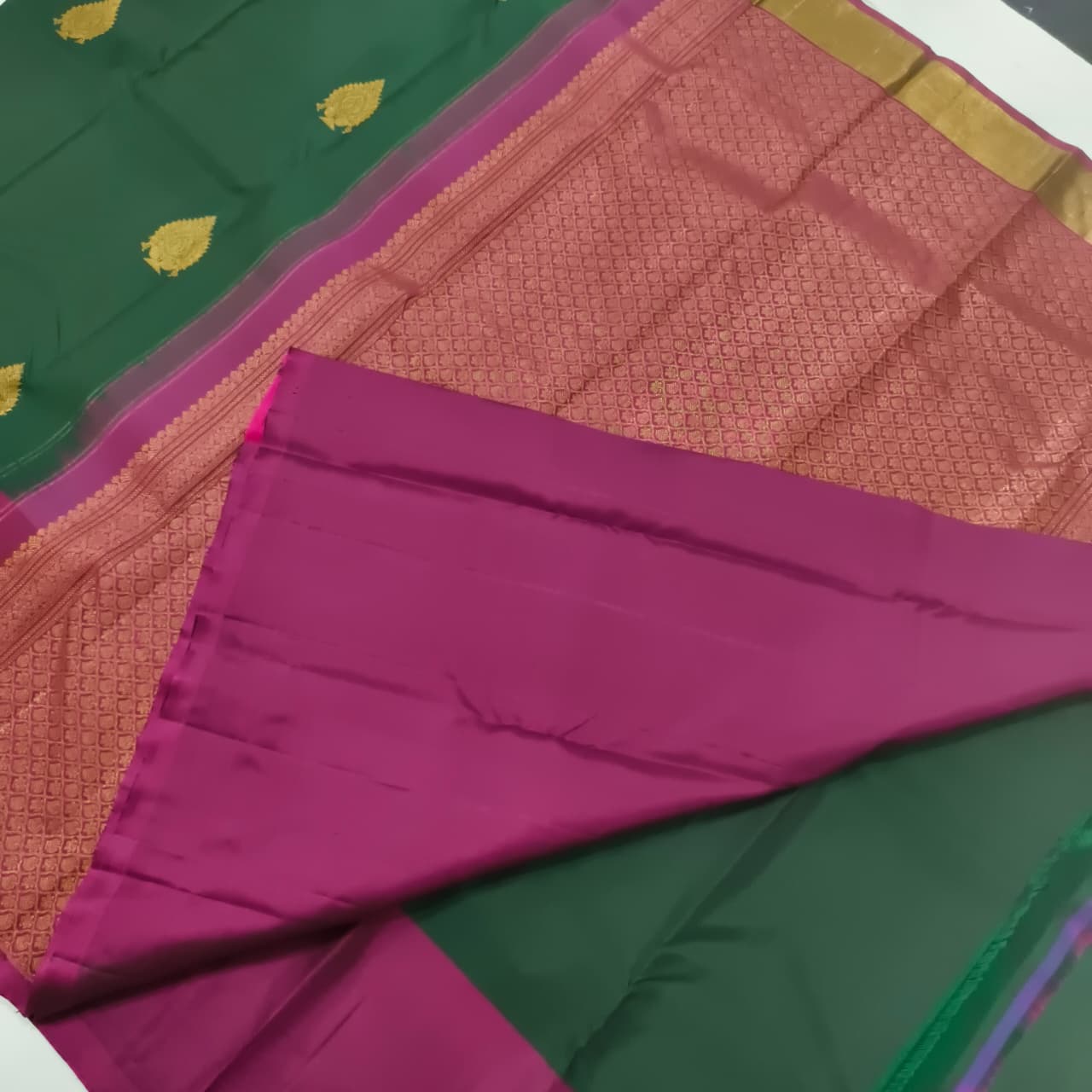 Pure Kanchipuram Silk Saree –Bottle Green and Magenta