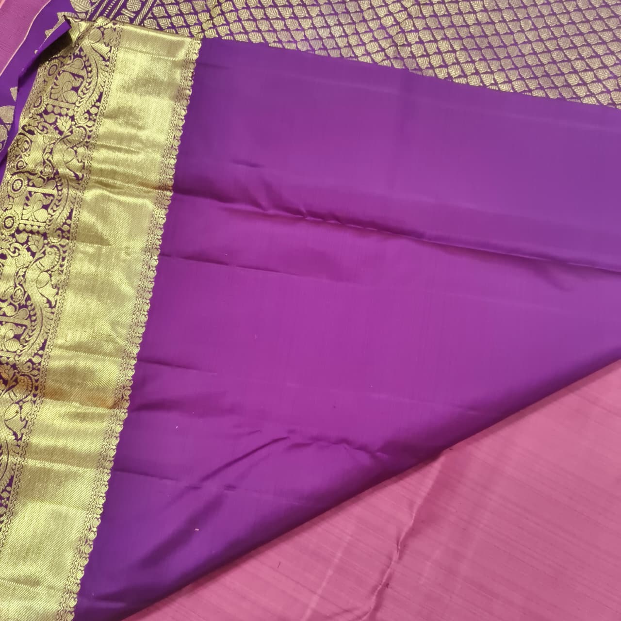 Pure Kanchipuram Silk Saree – Onion Pink and Wine Contrast