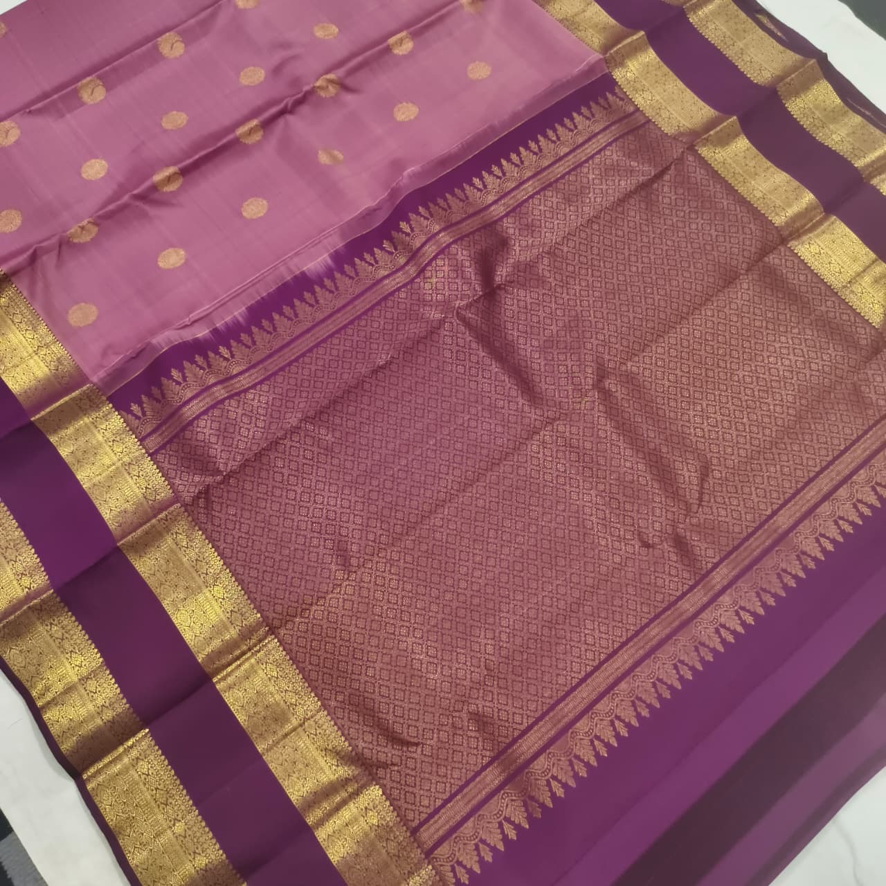 Pure Kanchipuram Silk Saree – Onion Pink and Deep Wine