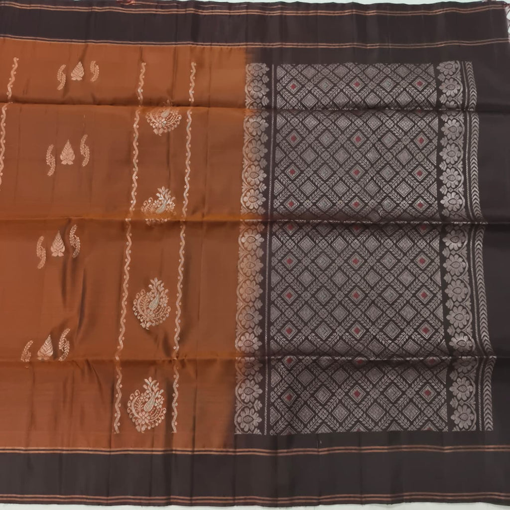 Soft Silk Saree – Brown and Deep Chocolate Contrast