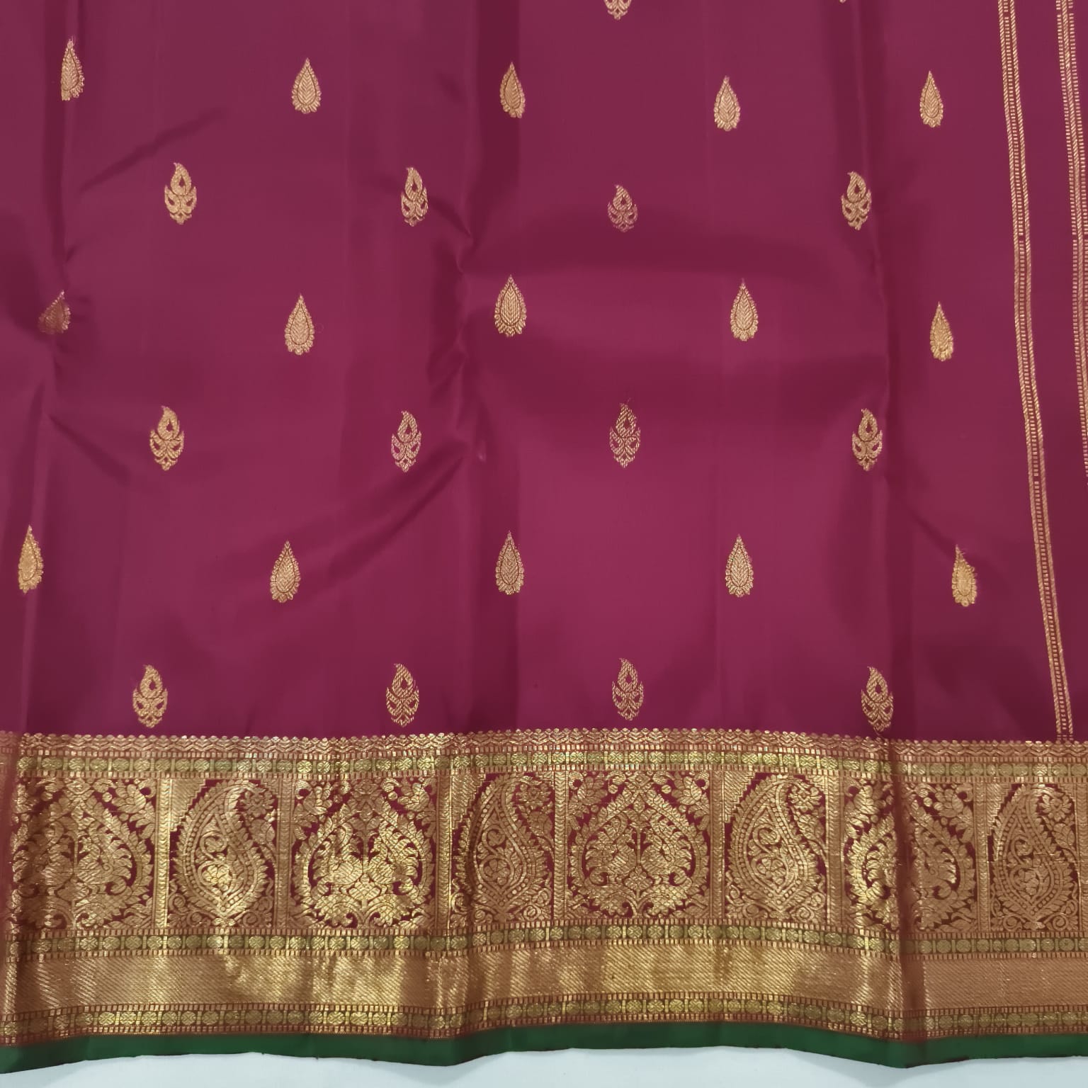 Pure Kanchipuram Silk Saree –Maroon Color