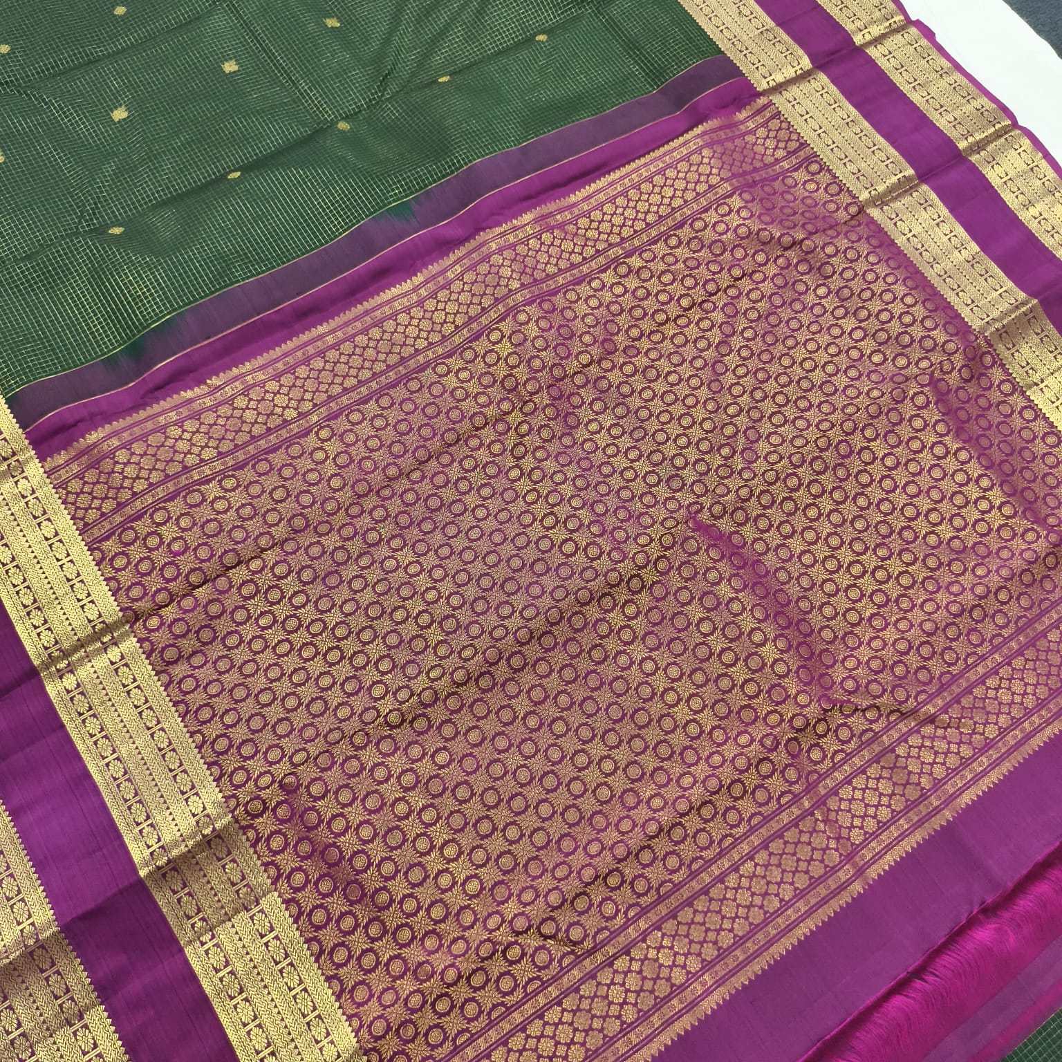 Pure Kanchipuram Silk Saree – Bottle Green and Wine with small Checks
