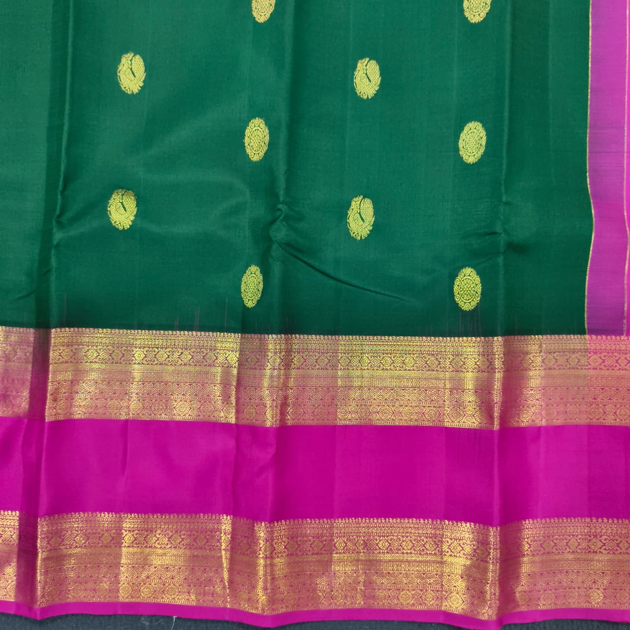Pure Kanchipuram Silk Saree –Bottle Green and Rani Pink
