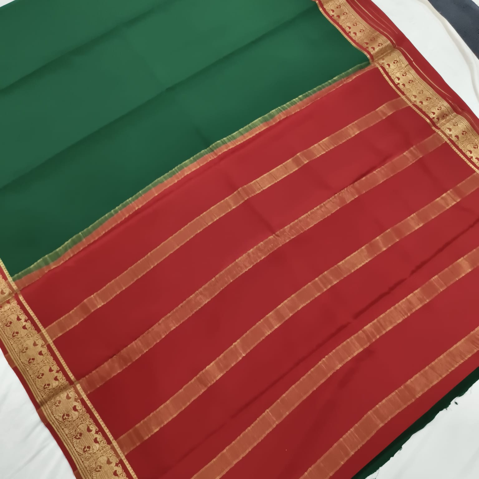 Pure Mysore Crepe Silk Saree – Green and Maroon Contrast